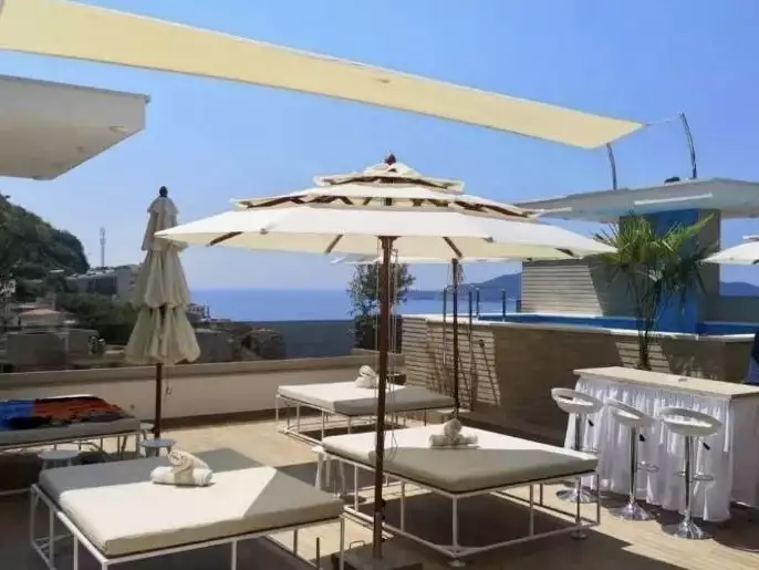 Flat 33m² in Montenegro, Rafailovici. Priced at 120000€ rent photo-5