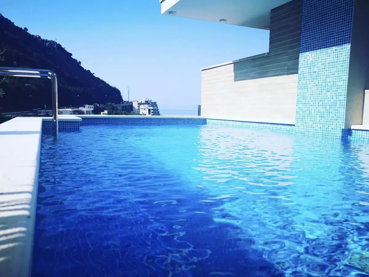 Flat 33m² in Montenegro, Rafailovici. Priced at 120000€ rent photo-7