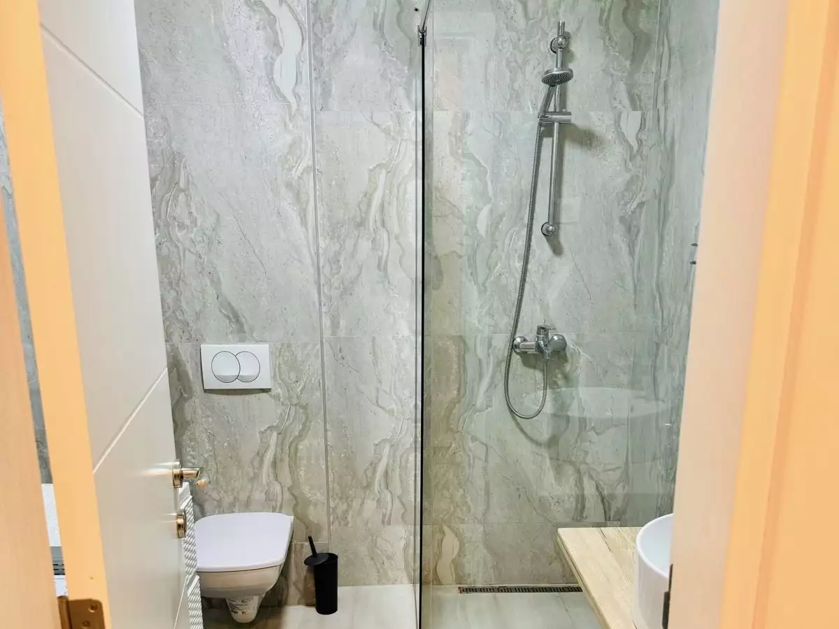 Flat 33m² in Montenegro, Rafailovici. Priced at 120000€ rent photo-13