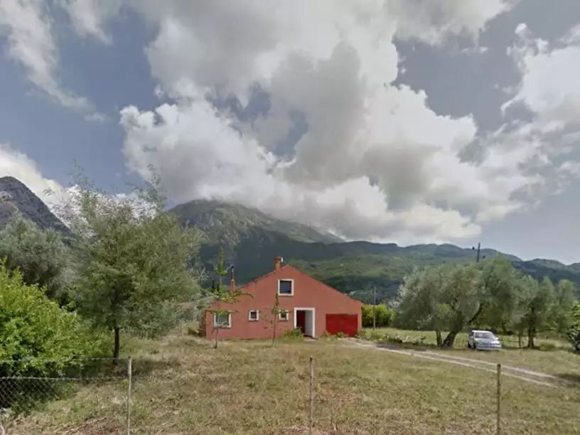 House 280m² in Montenegro, Stari Bar. Priced at 430000€ rent photo-1