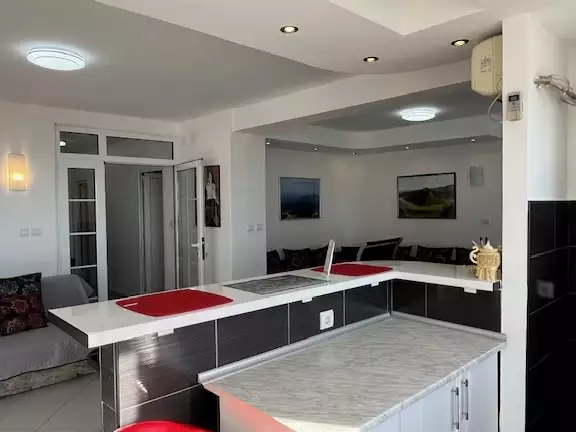 Flat 85m² in Montenegro, Sveti-Stefan. Priced at 355000€ rent photo-25