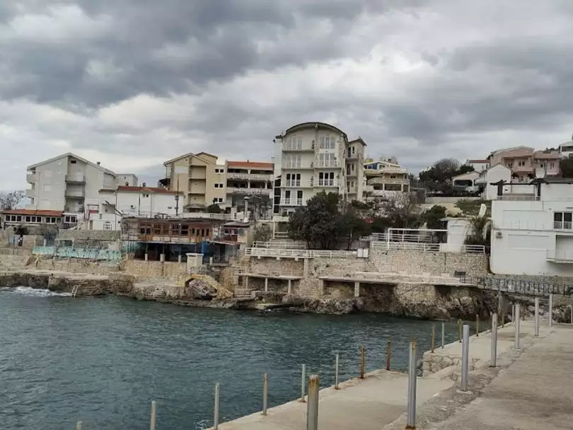 House 400m² in Montenegro, Hladna-Uvala. Priced at 475000€ rent photo-7