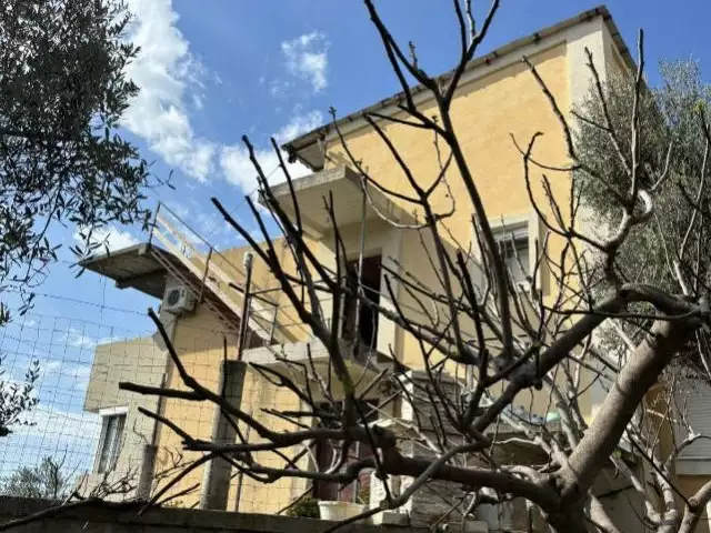 House 170m² in Italy, Barga. Priced at 300000€ rent photo-1