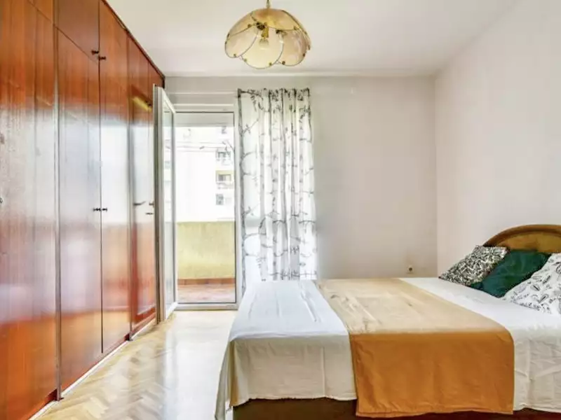Flat 93m² in Italy, Barga. Priced at 230000€ rent photo-4