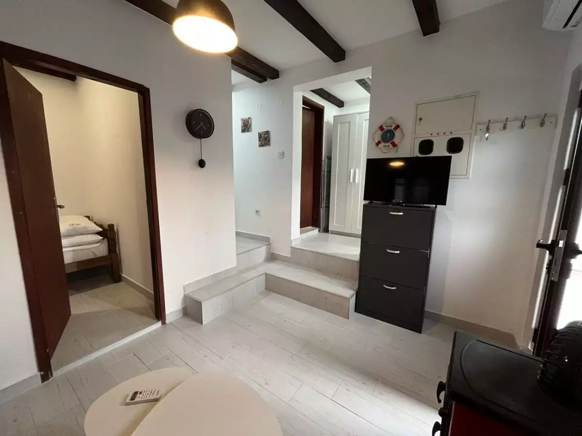 House 60m² in Montenegro, Zelenika. Priced at 93000€ rent photo-4