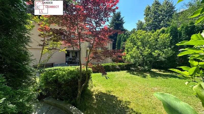 House 300m² in Bulgaria, Sofia. Priced at 425784£ rent photo-1