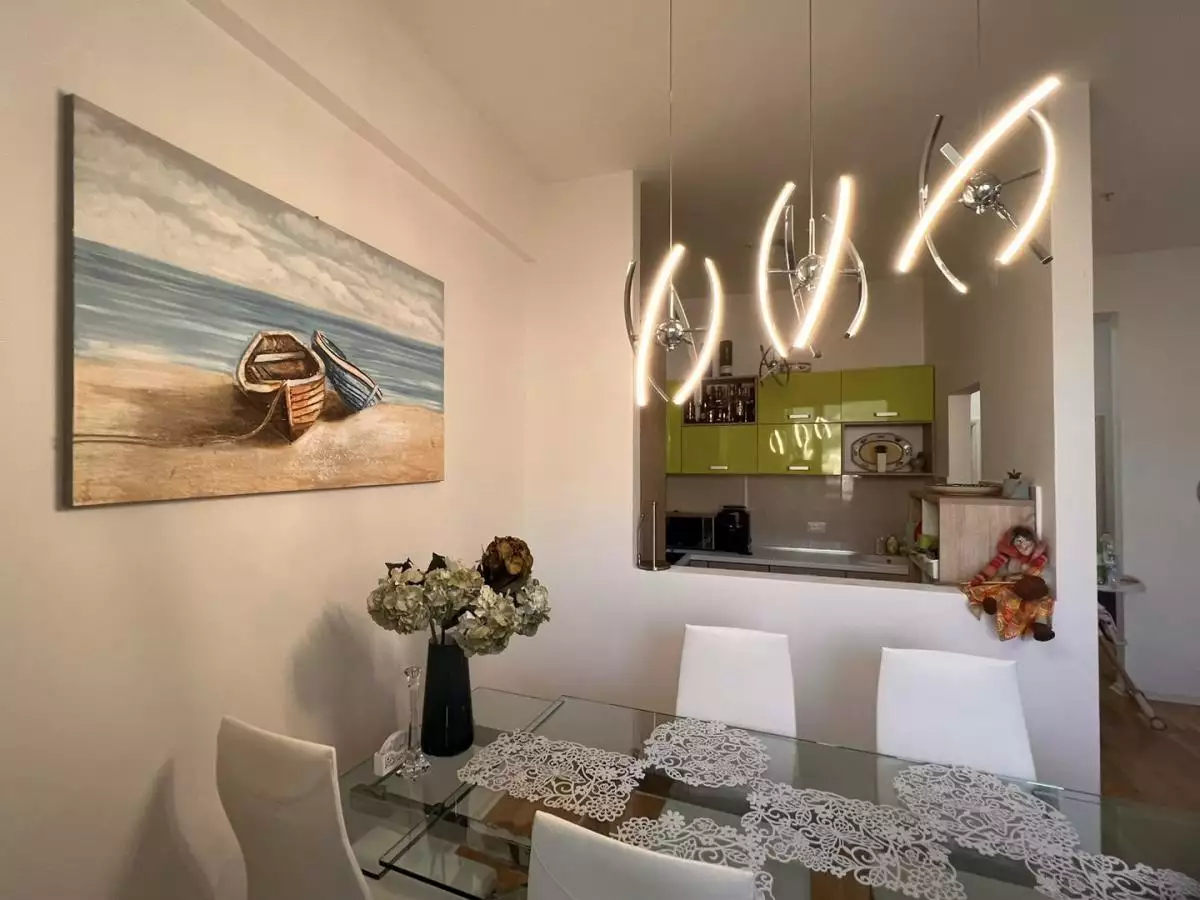 Flat 105m² in Montenegro, Budva. Priced at 450000€ rent photo-5