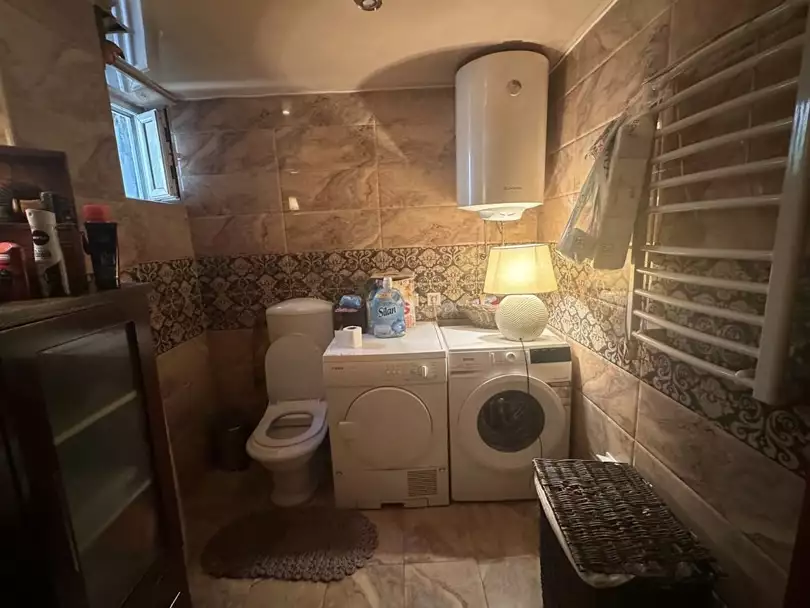 Flat 90m² in Italy, Barga. Priced at 187000€ rent photo-18