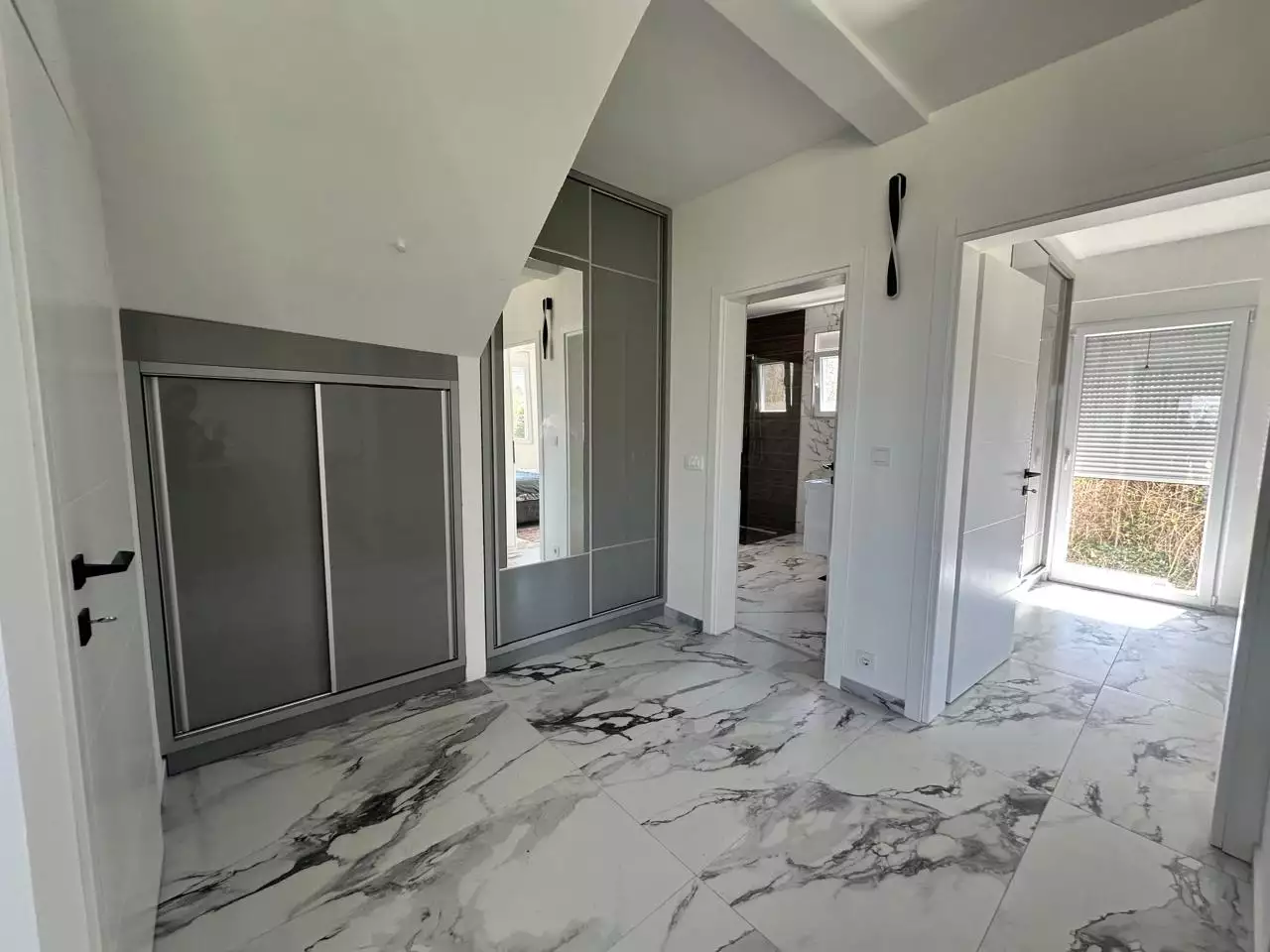 Flat 74m² in Montenegro, Bar. Priced at 126650€ rent photo-16