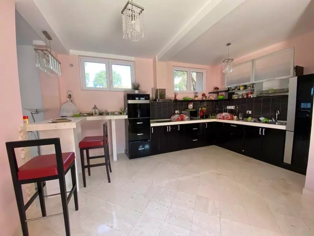 House 276m² in Montenegro, Utjeha. Priced at 520000€ rent photo-22