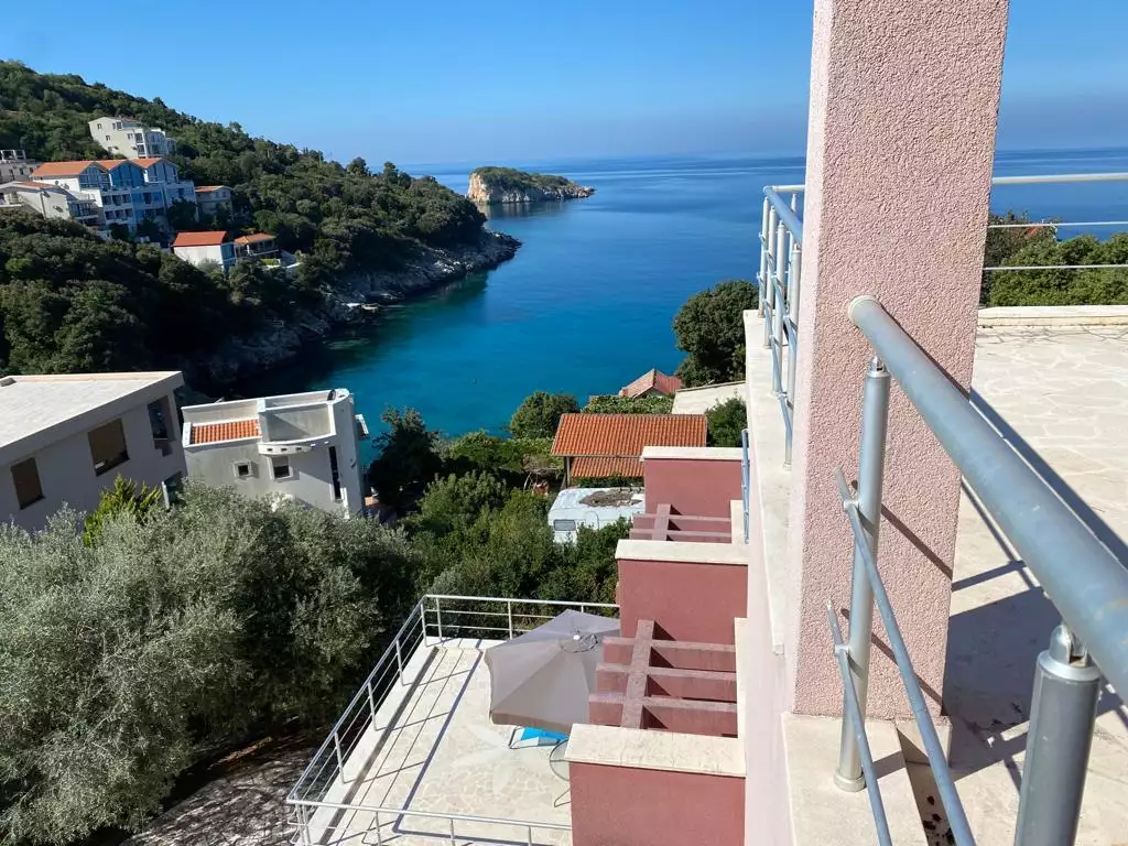 House 276m² in Montenegro, Utjeha. Priced at 520000€ rent photo-31