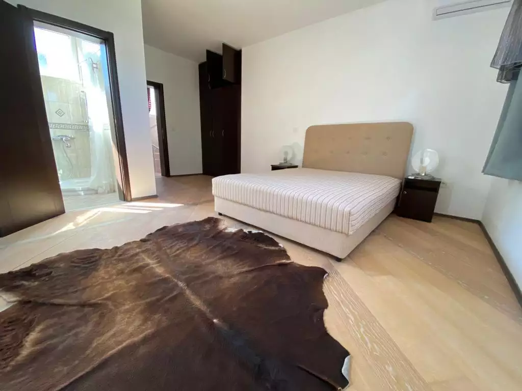 House 276m² in Montenegro, Utjeha. Priced at 520000€ rent photo-34