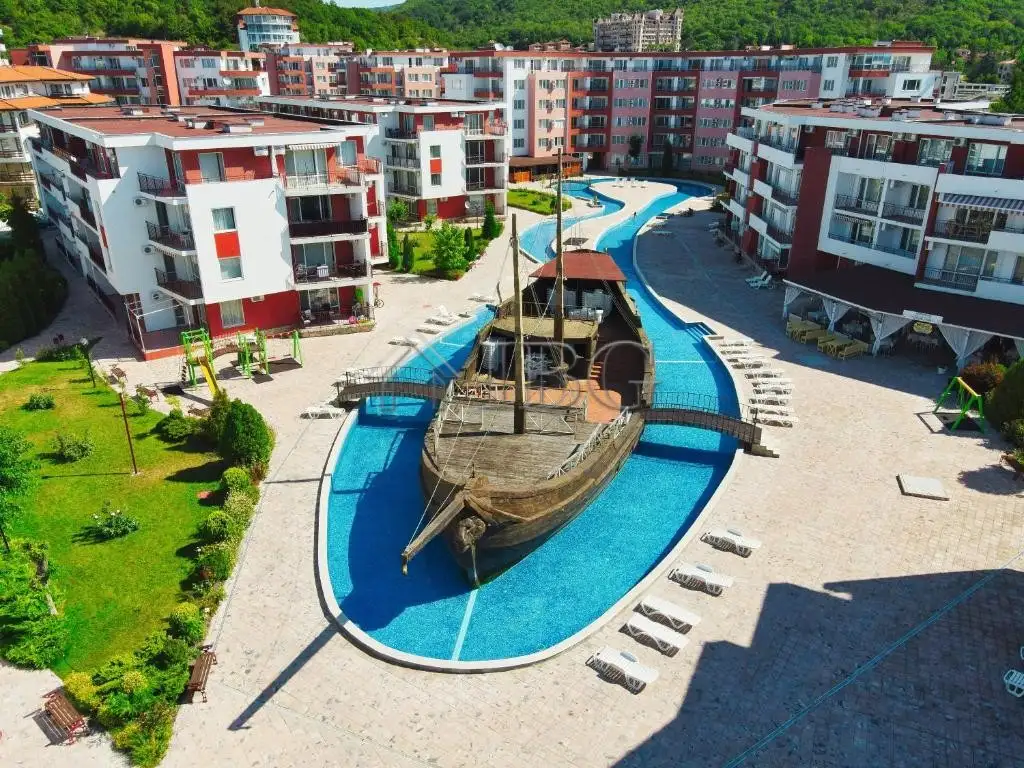 Flat 72m² in Bulgaria, Elenite. Priced at 75500€ rent photo-2
