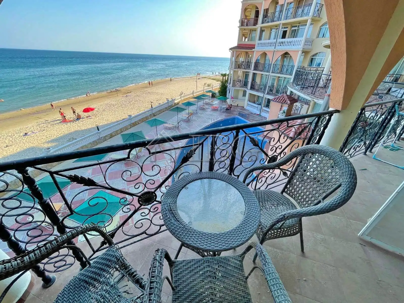 Flat 100m² in Bulgaria, Elenite. Priced at 119990€ rent photo-2