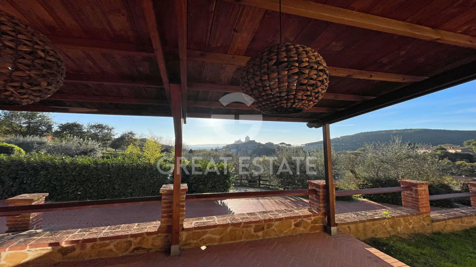 House 243m² in Italy, Siena. Priced at 1450000€ rent photo-12
