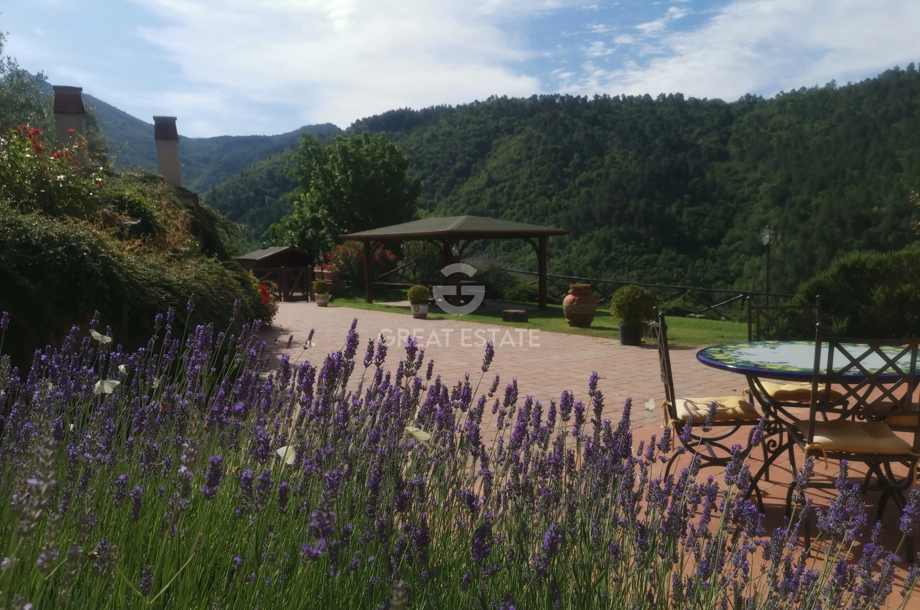House 432m² in Italy, Florence. Priced at 1400000€ rent photo-9