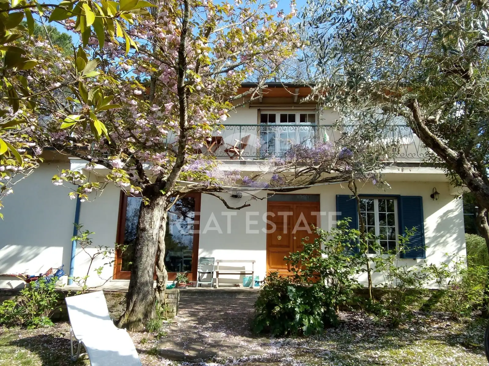 Villa 264m² in Italy, Siena. Priced at 430000€ rent photo-2