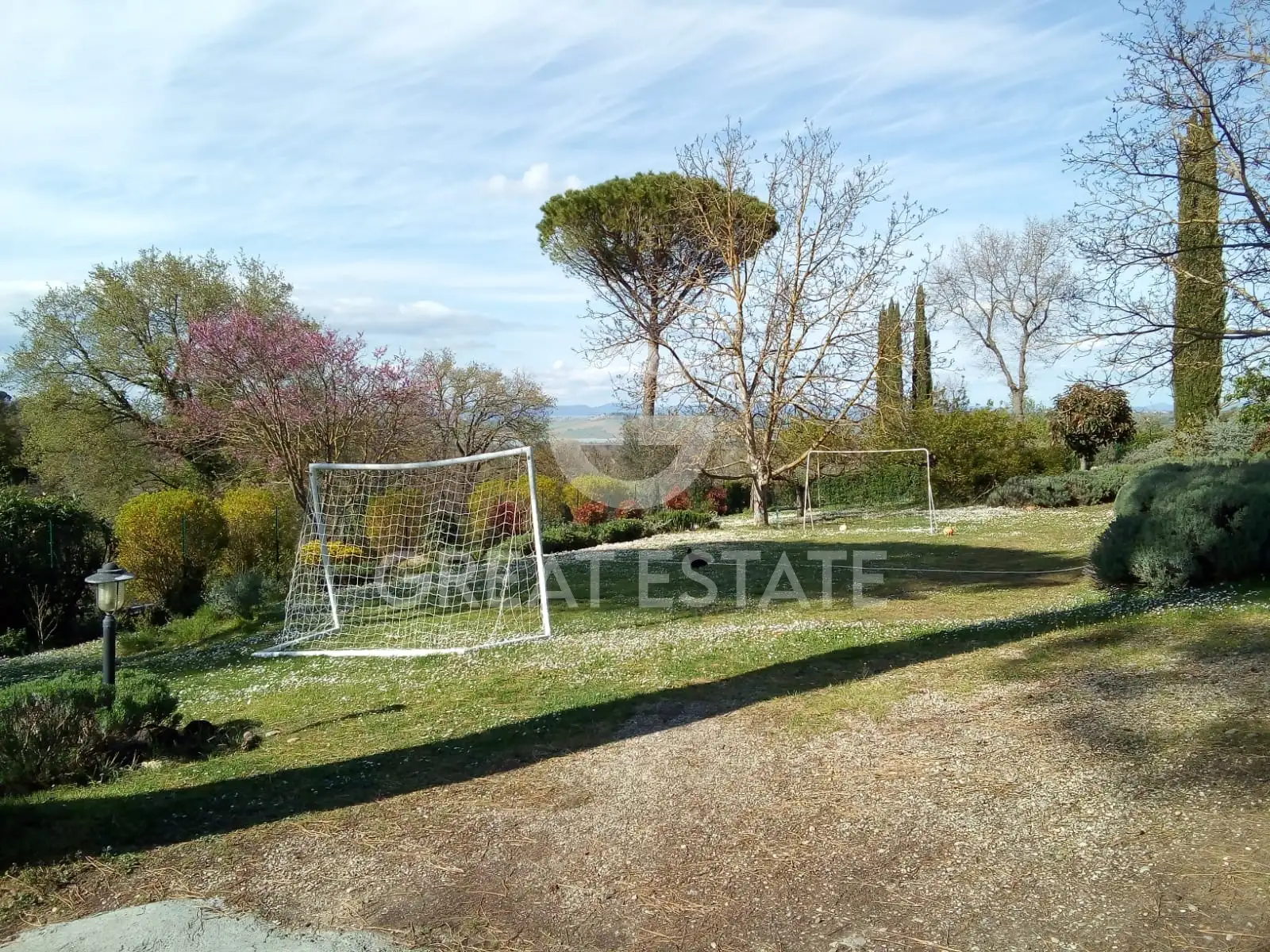 Villa 264m² in Italy, Siena. Priced at 430000€ rent photo-6