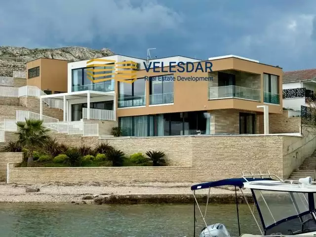 Villa 0m² in Croatia, Zerava. Priced at 2949000€ rent photo-1