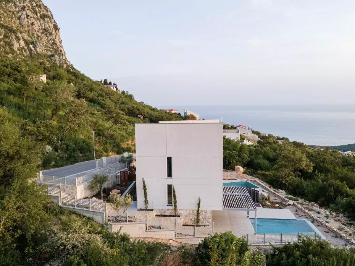 House 227m² in Montenegro, Blizikuce. Priced at 850000€ rent photo-67