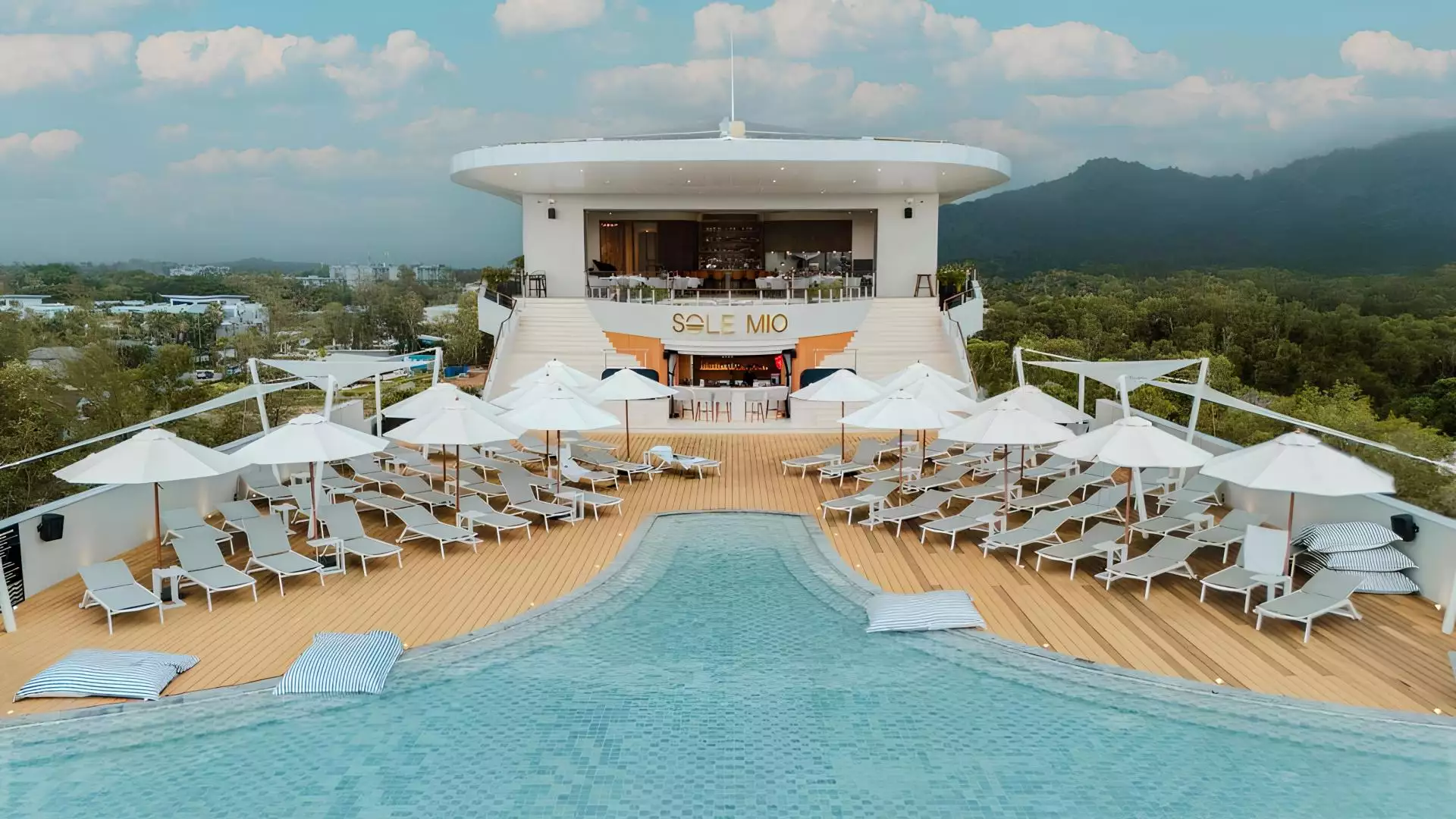 Flat 36m² in Thailand, Phuket. Priced at 145045$ rent photo-1