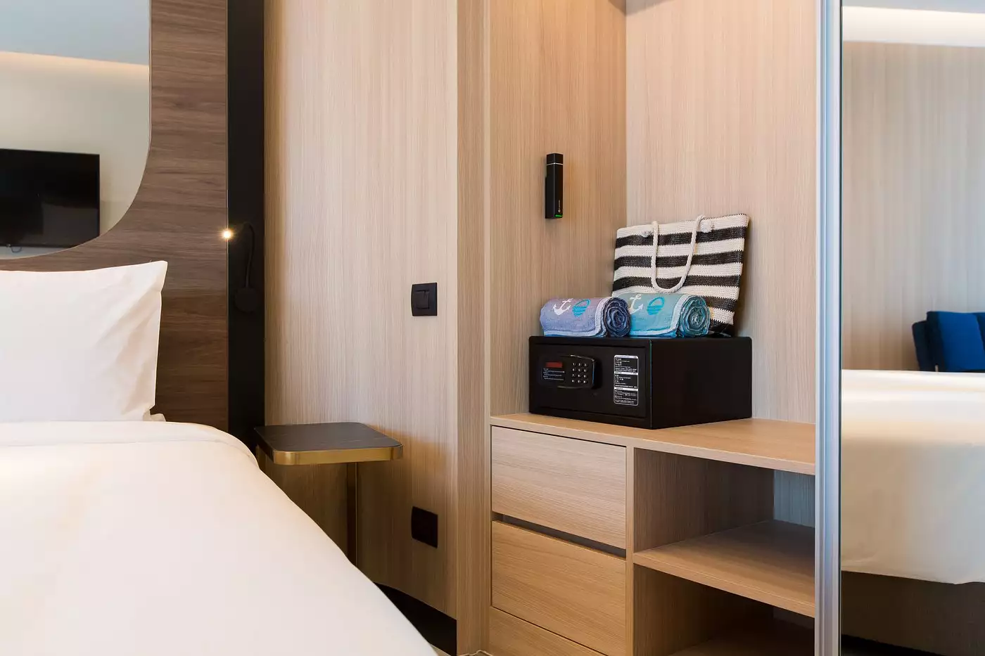 Flat 36m² in Thailand, Phuket. Priced at 145045$ rent photo-8