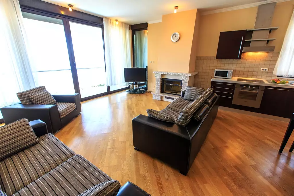 Villa 340m² in Montenegro, Blizikuce. Priced at 735000€ rent photo-11