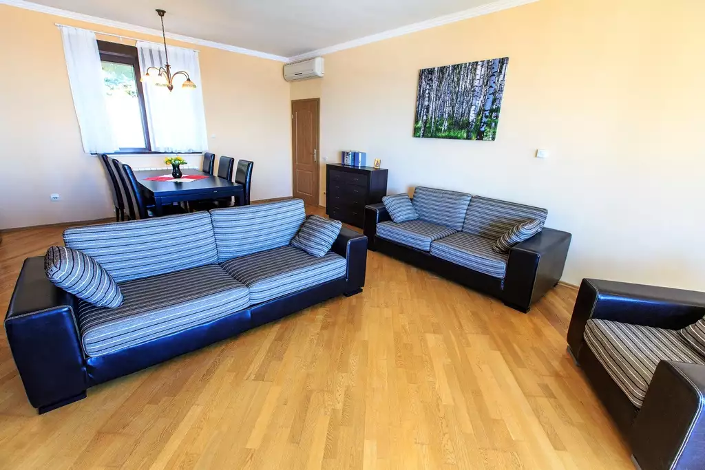 Villa 340m² in Montenegro, Blizikuce. Priced at 735000€ rent photo-15