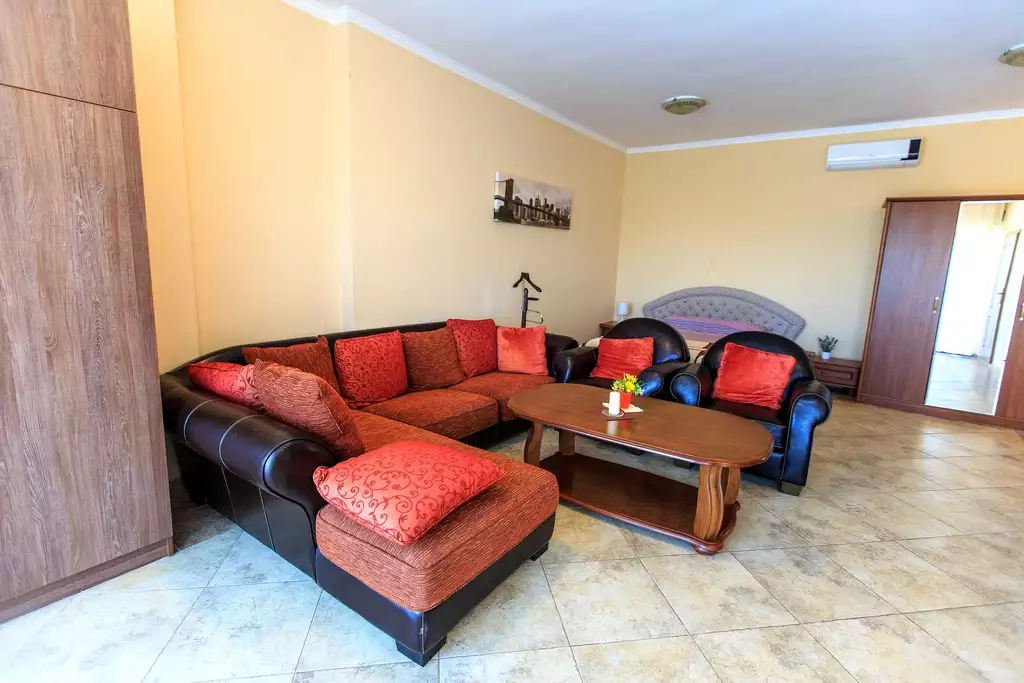 Villa 340m² in Montenegro, Blizikuce. Priced at 735000€ rent photo-34