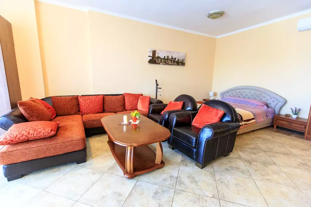 Villa 340m² in Montenegro, Blizikuce. Priced at 735000€ rent photo-36