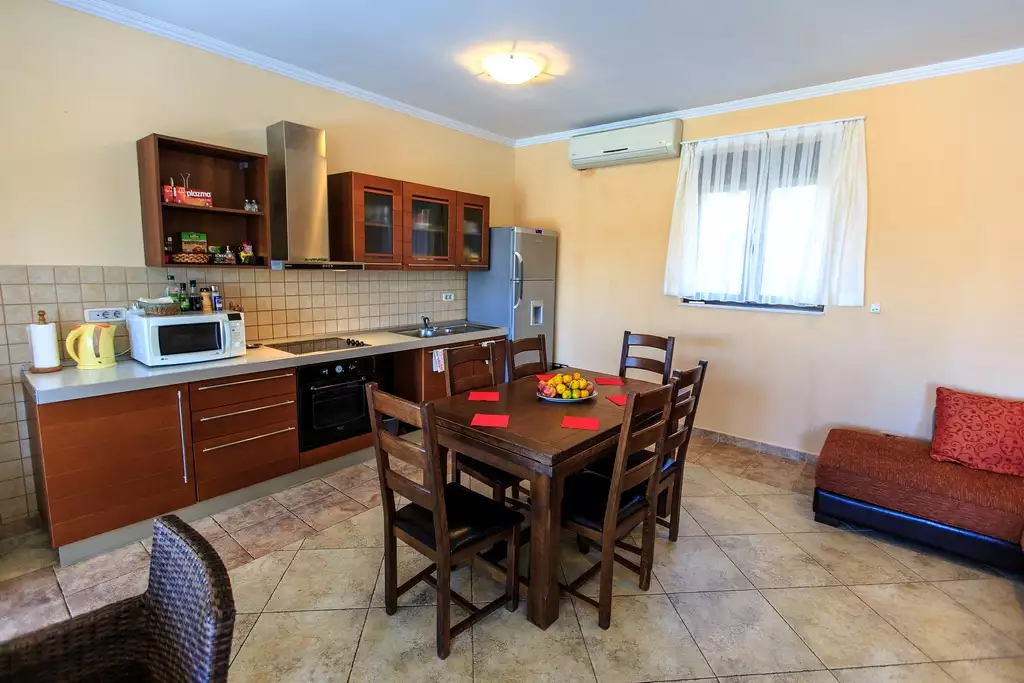 Villa 340m² in Montenegro, Blizikuce. Priced at 735000€ rent photo-41
