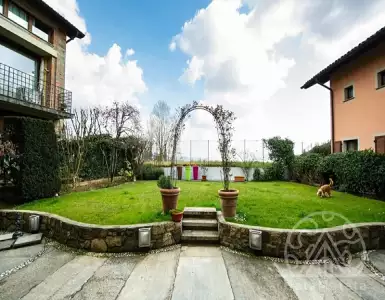 Купить дом в Италии 2076994£