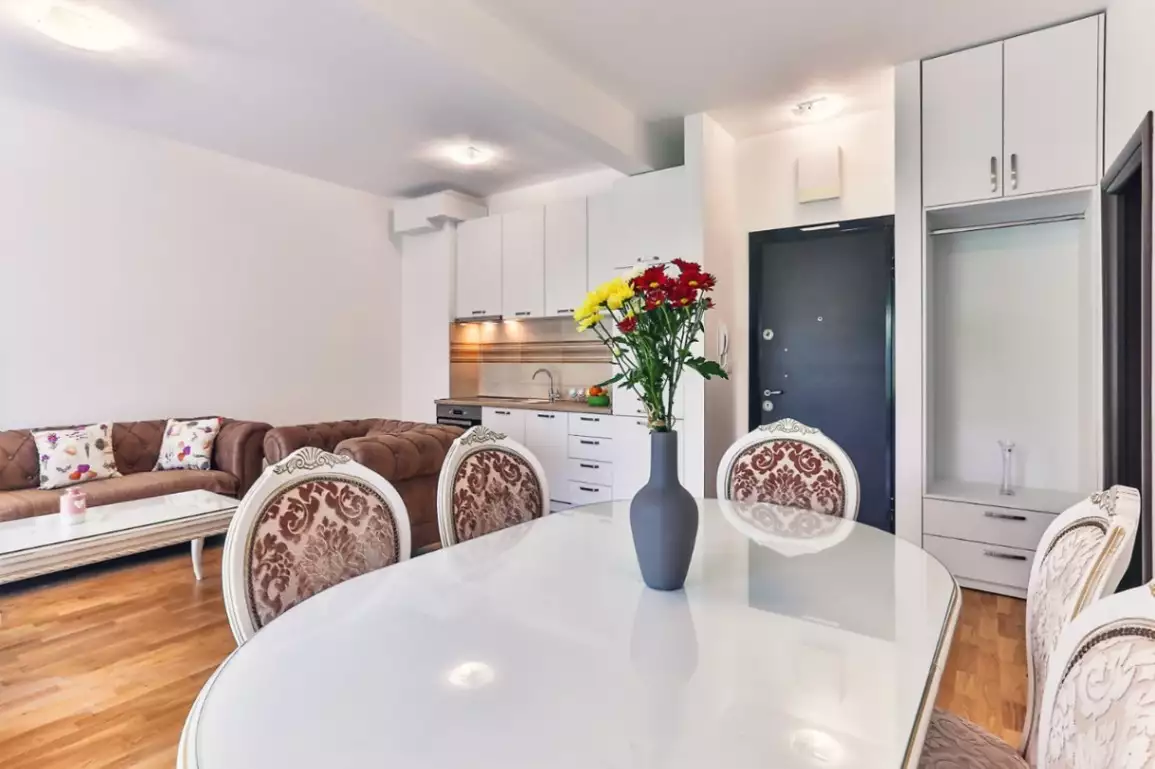 Flat 90m² in Montenegro, Rafailovici. Priced at 252000€ rent photo-6