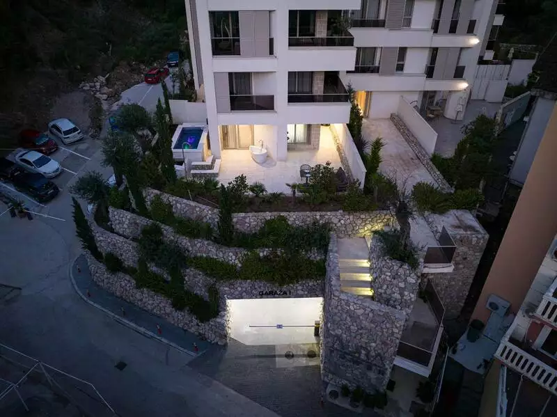 Flat 56m² in Montenegro, Rafailovici. Priced at 250000€ rent photo-25