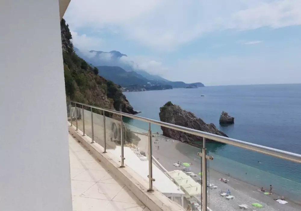 Flat 142m² in Montenegro, Rafailovici. Priced at 396700€ rent photo-11