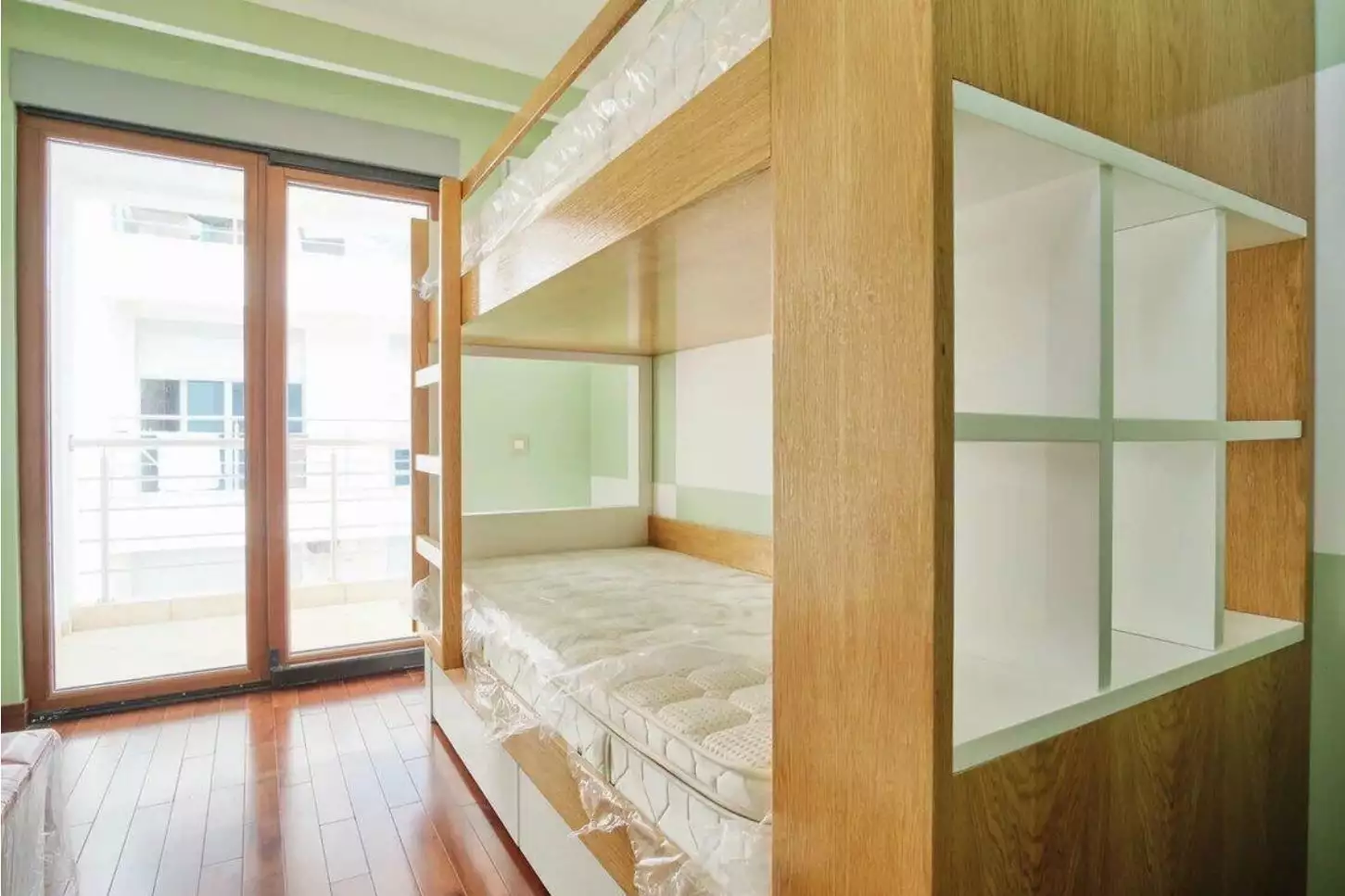 Flat 350m² in Montenegro, Rafailovici. Priced at 850000€ rent photo-13