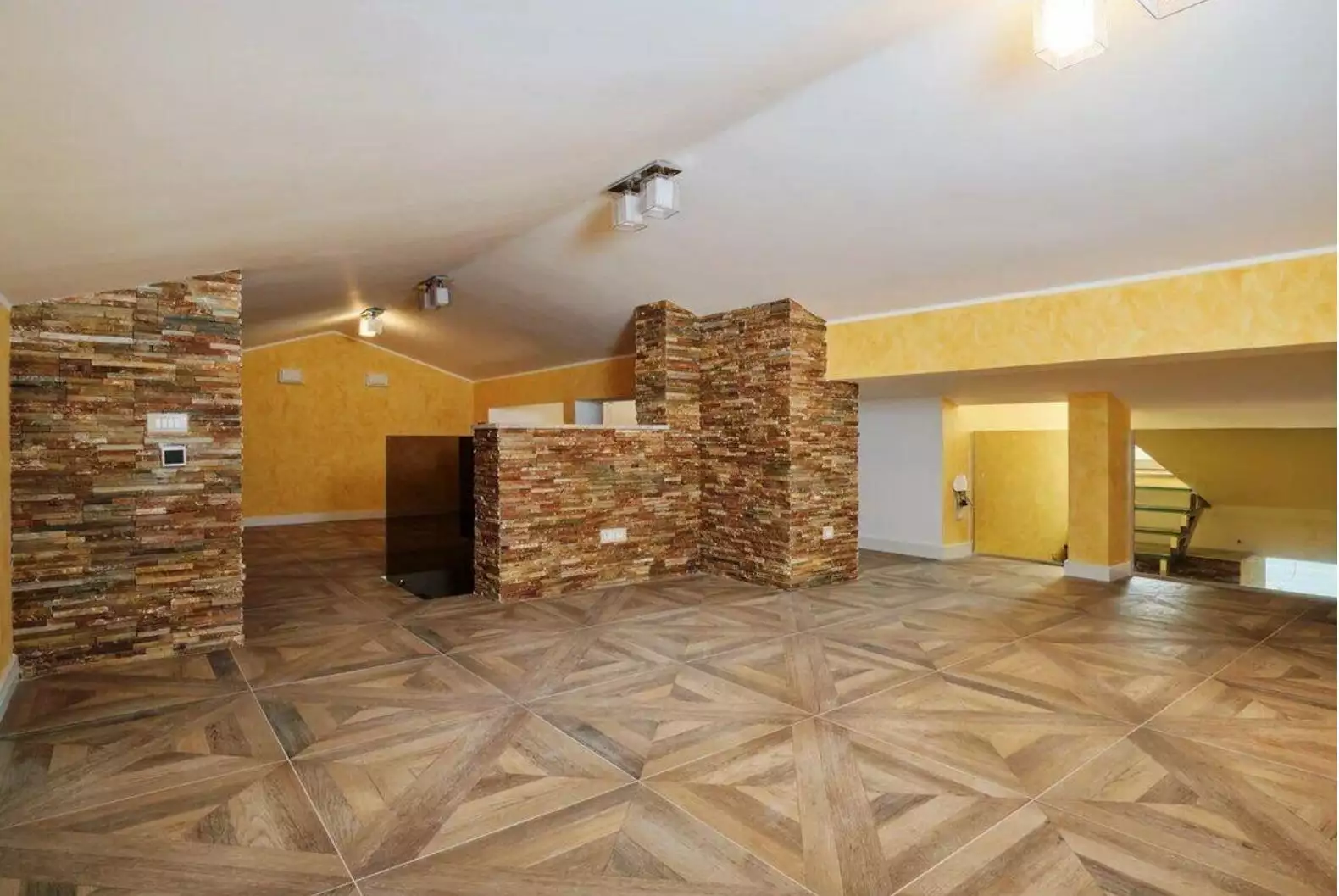 Flat 350m² in Montenegro, Rafailovici. Priced at 850000€ rent photo-14