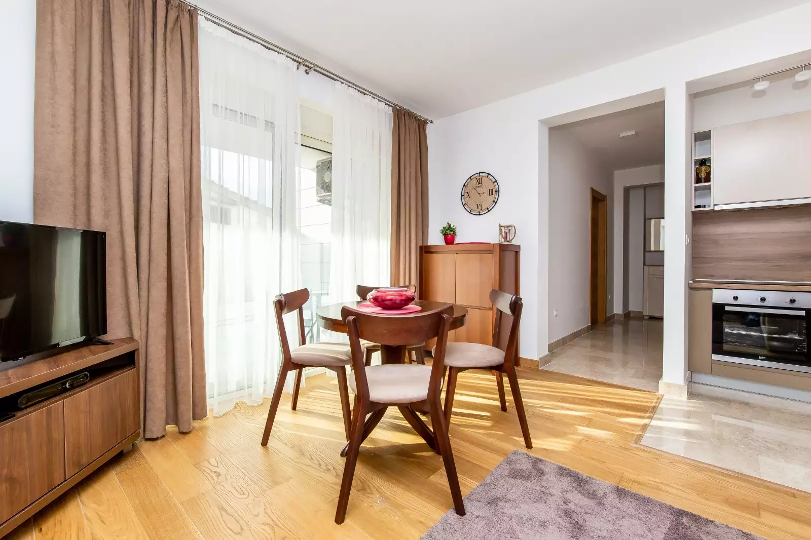 Flat 44m² in Montenegro, Rafailovici. Priced at 150000€ rent photo-2