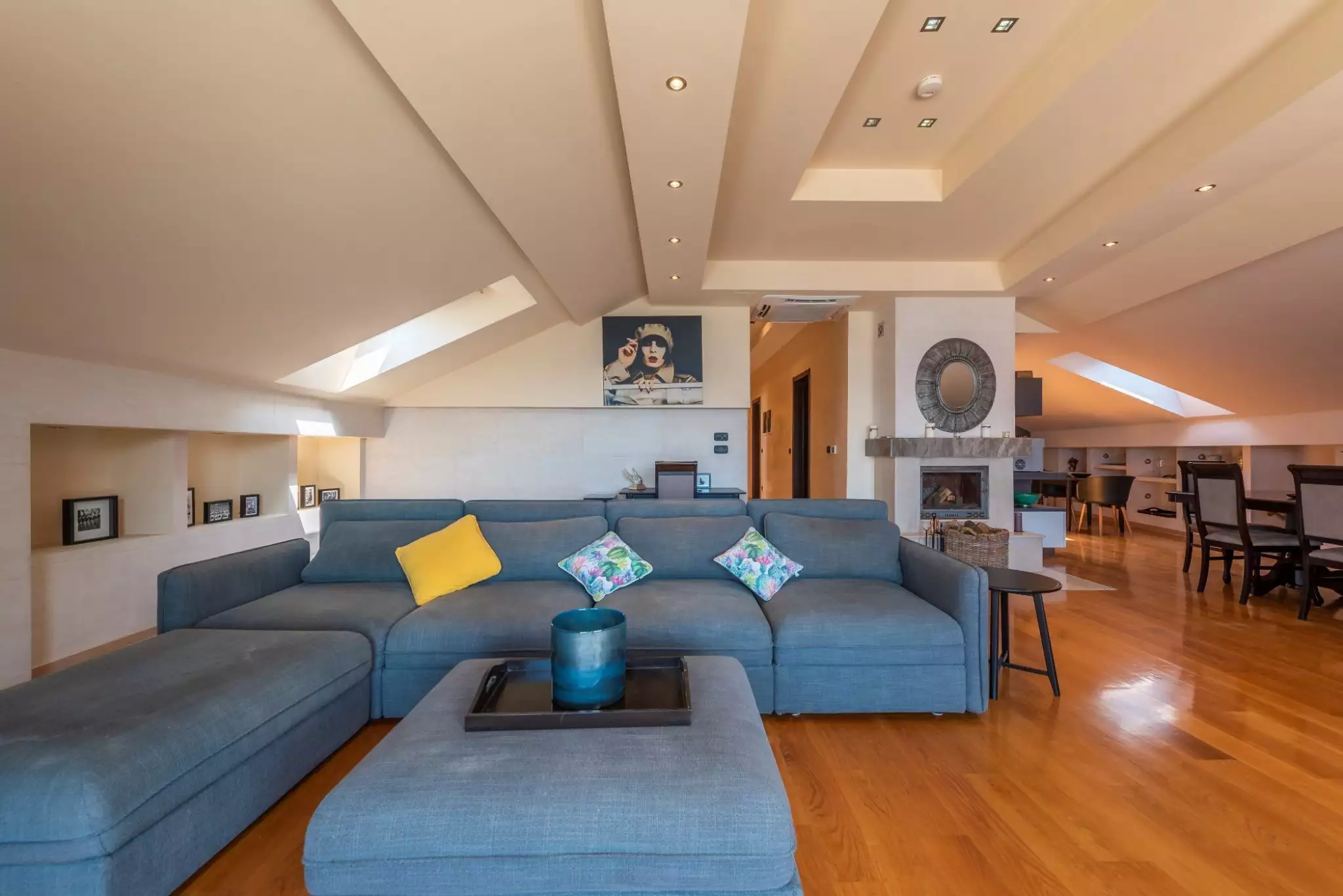 Flat 230m² in Montenegro, Rafailovici. Priced at 475000€ rent photo-4