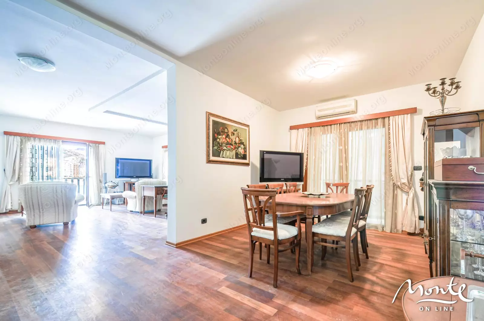 Flat 138m² in Montenegro, Rafailovici. Priced at 420000€ rent photo-7