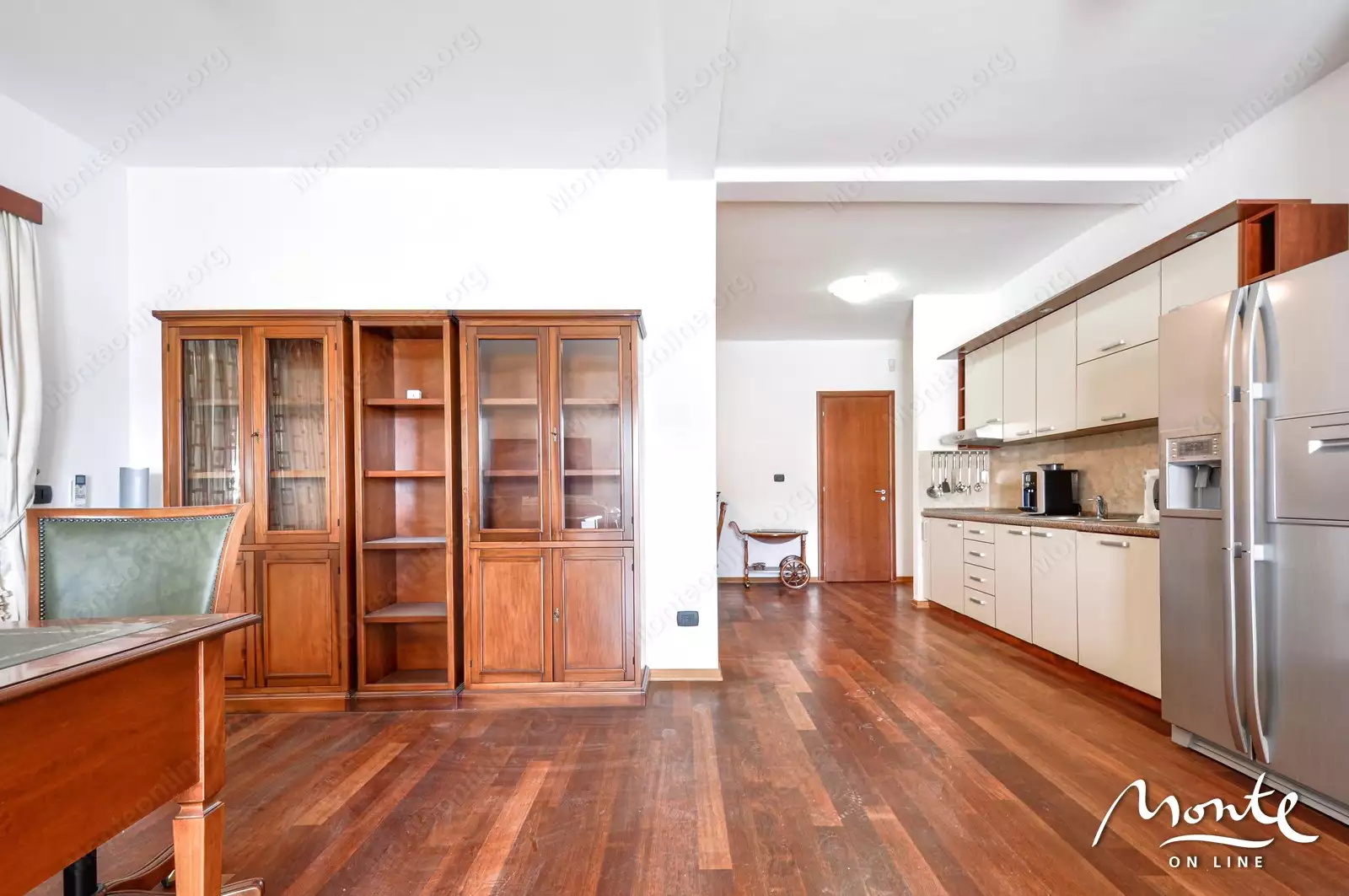 Flat 138m² in Montenegro, Rafailovici. Priced at 420000€ rent photo-17