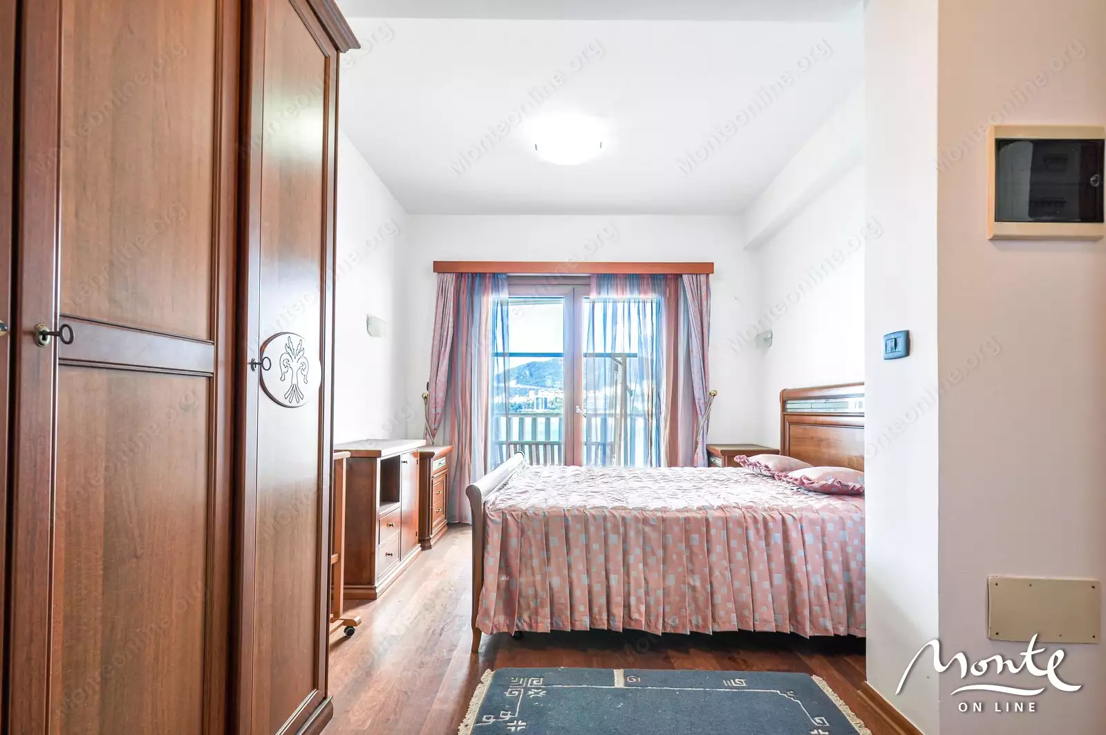 Flat 138m² in Montenegro, Rafailovici. Priced at 420000€ rent photo-19