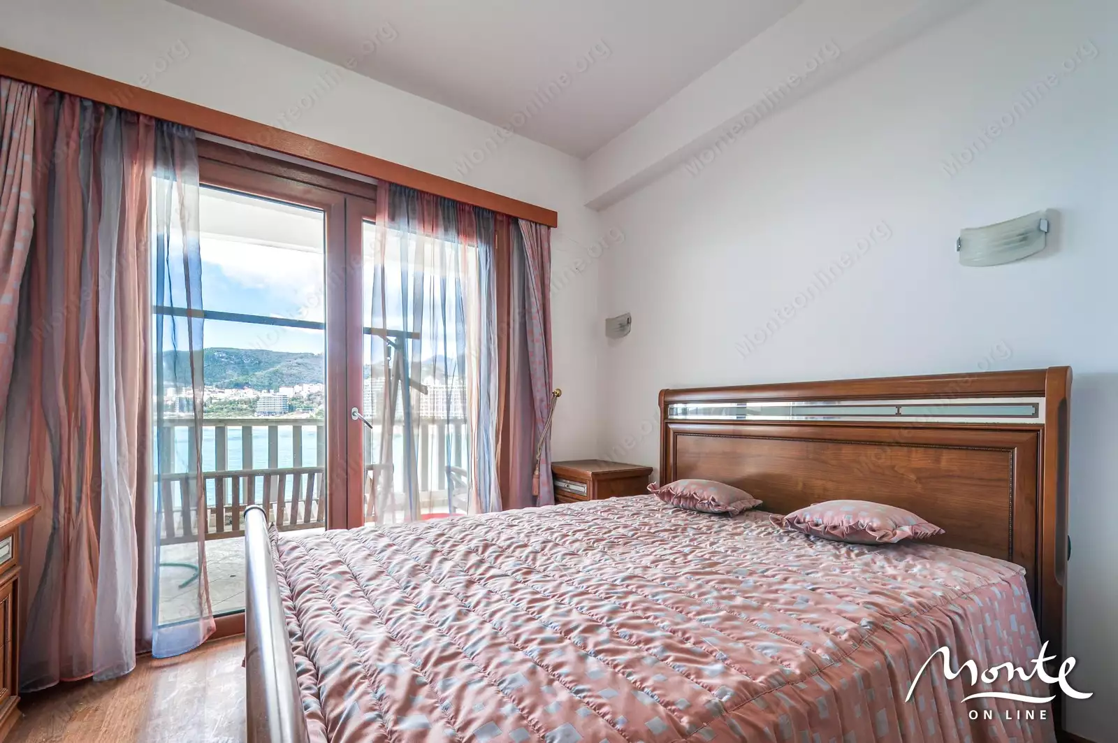 Flat 138m² in Montenegro, Rafailovici. Priced at 420000€ rent photo-20
