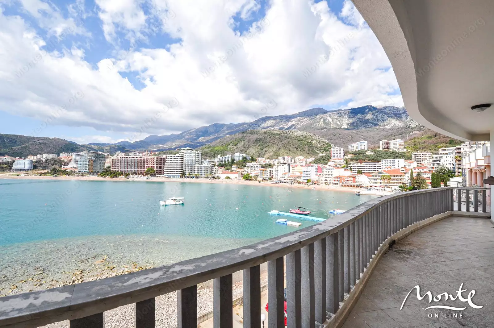 Flat 138m² in Montenegro, Rafailovici. Priced at 420000€ rent photo-25