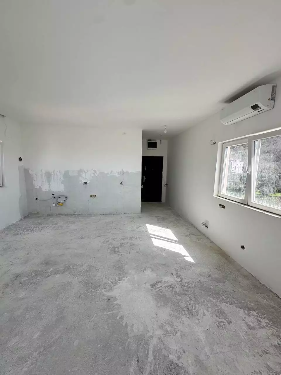 Flat 45m² in Montenegro, Rafailovici. Priced at 89000€ rent photo-1