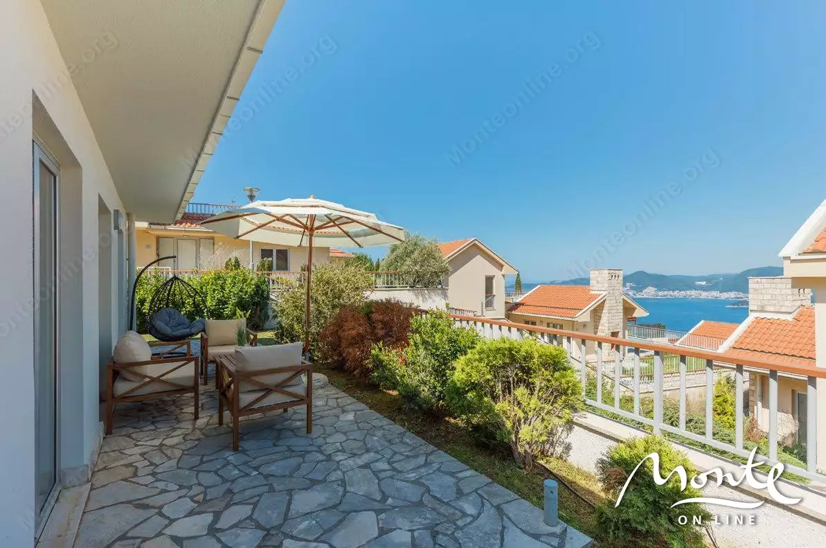 Villa 159m² in Montenegro, Blizikuce. Priced at 435000€ rent photo-12