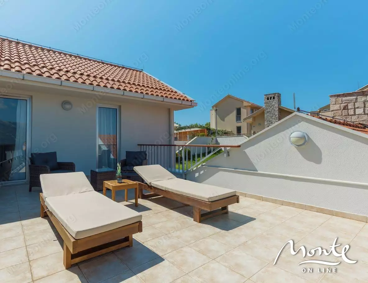 Villa 159m² in Montenegro, Blizikuce. Priced at 435000€ rent photo-13