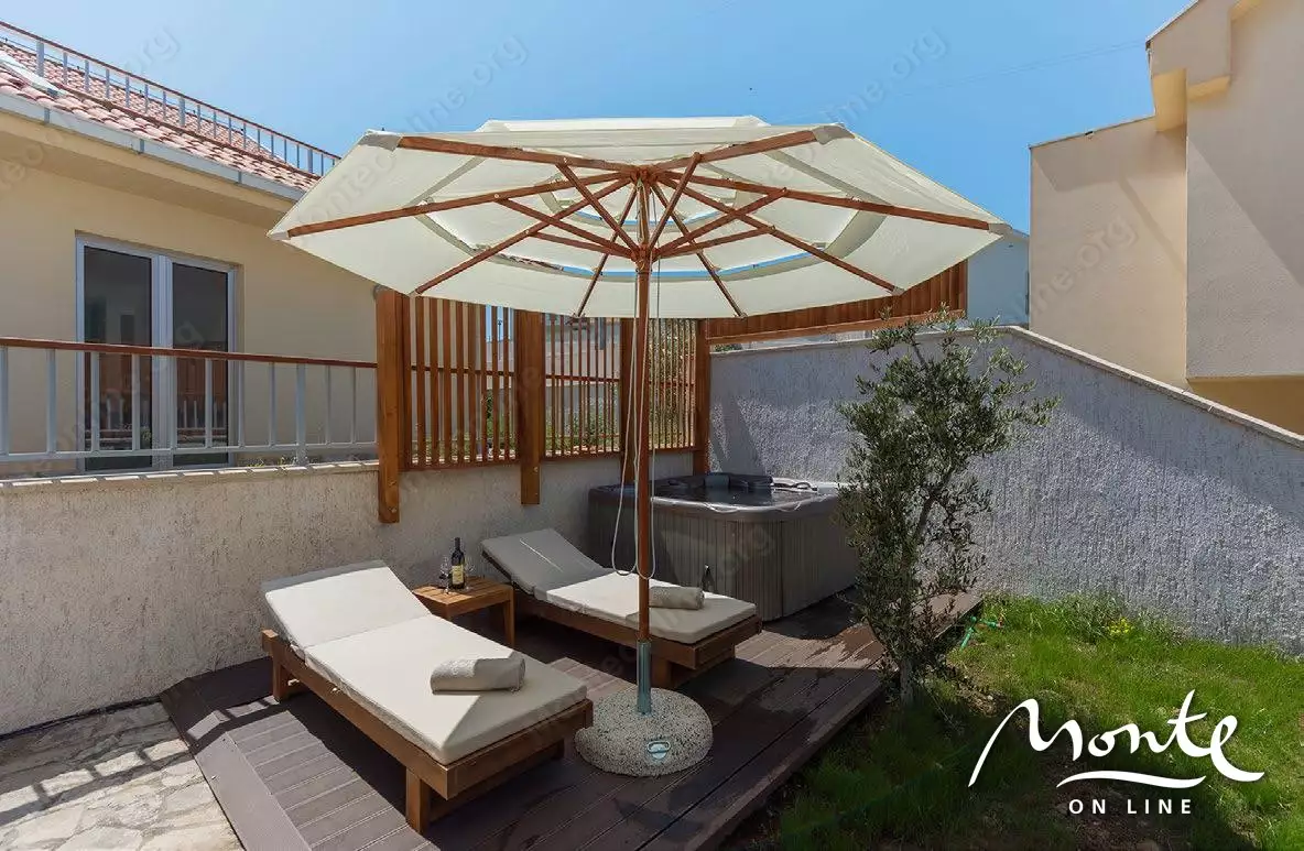 Villa 159m² in Montenegro, Blizikuce. Priced at 435000€ rent photo-15