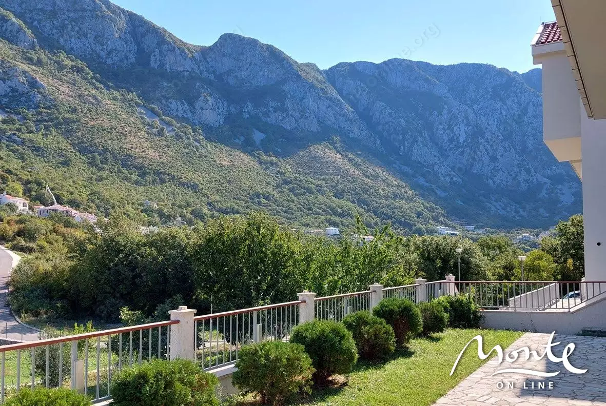 Villa 159m² in Montenegro, Blizikuce. Priced at 435000€ rent photo-23