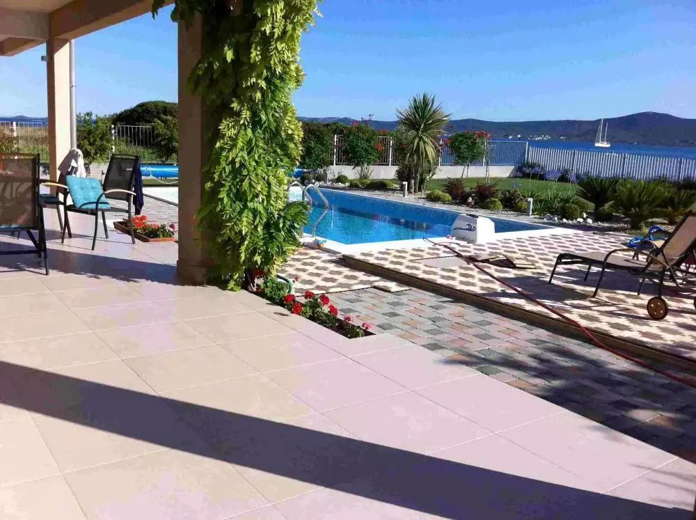 Villa 300m² in Croatia, Sukosan. Priced at 2000000€ rent photo-2
